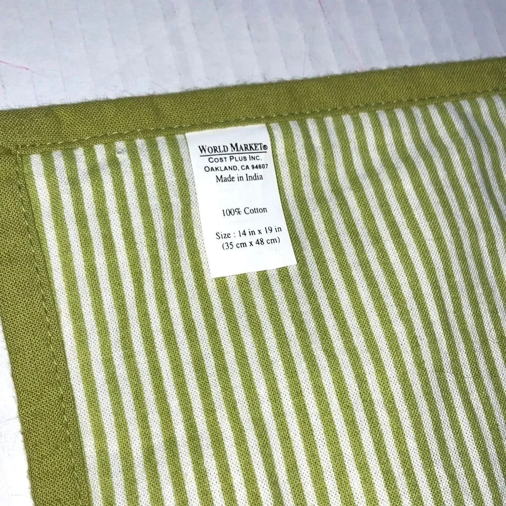 WORLD MARKET Elegant Floral Placemats Green and White 100% Cotton Set of 2